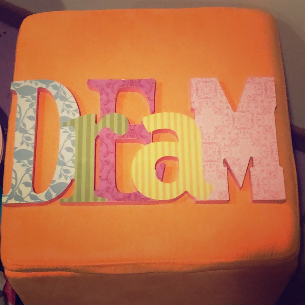 🍓DREAM Wall Decor